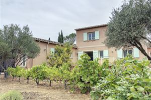 HOUSE WITH GOOD VIEW AND POOL IN LORGUES