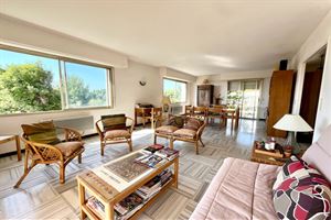 3 BEDROOM APARTMENT IN VENCE