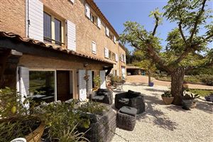 BIG HOUSE WITH POOL IN DRAGUIGNAN