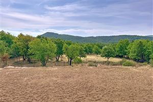 BEAUTIFULLY SITUATED HIGH-QUALITY RESIDENCE OFFERING COMPLETE PRIVACY AND MAGNIFICENT VIEWS