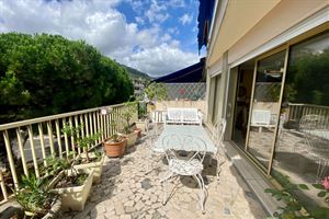 3 BEDROOM APARTMENT IN VENCE