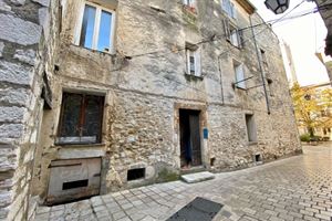 TOWNHOUSE IN VENCE