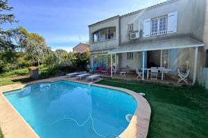 SEMI DETACHED HOUSE WITH POOL TOUR DE MARE IN FREJUS