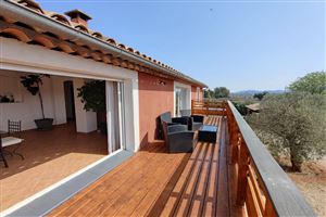 4 BEDROOM APARTMENT IN TARADEAU